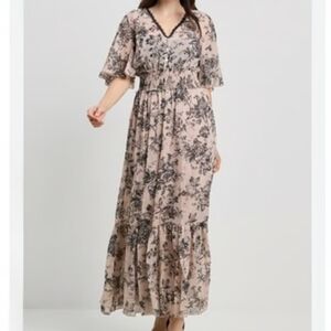 Kate and Lily Black Floral Dress 16W Flutter Sleeve Smocked Waist Boho EUC